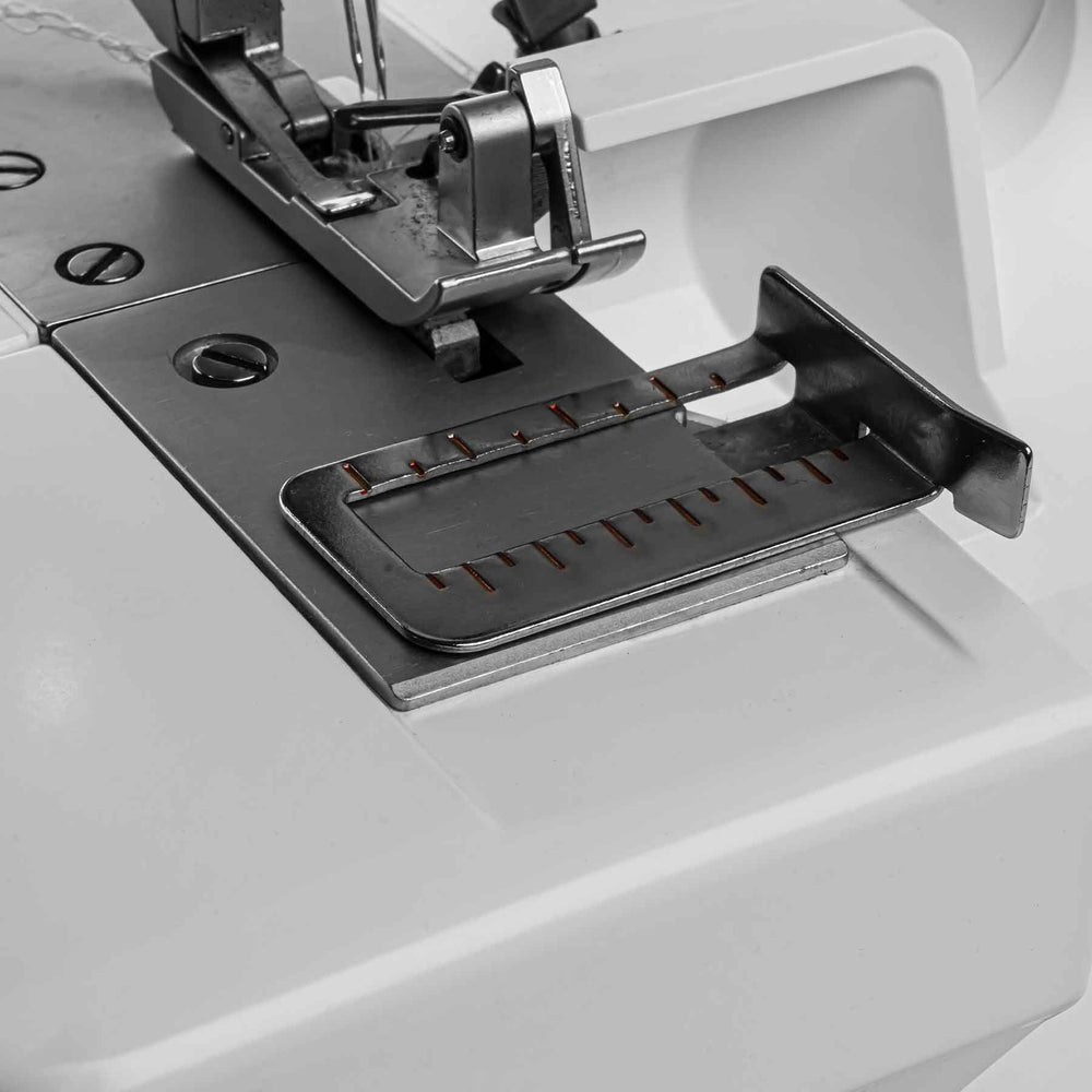 ADMIRE 1000 OVERLOCK