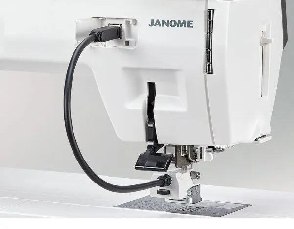 Horizon Memory Craft 9480QCP Sewing & Embroidery Machine-